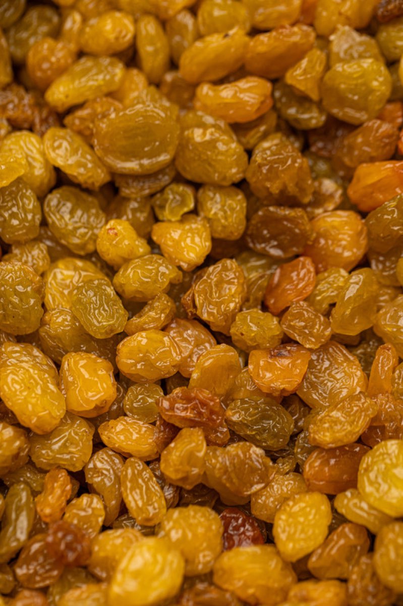 Raisin Sec Jaune - زبيب أصفر — fruits secs Guermello